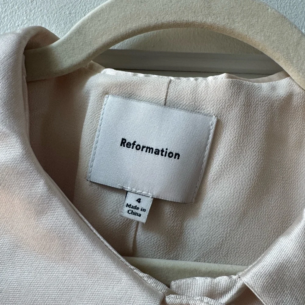 Reformation Cream Set - Picture 3 of 4